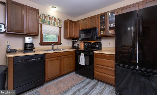 124 EVERGREEN ST, Hummelstown, PA 17036