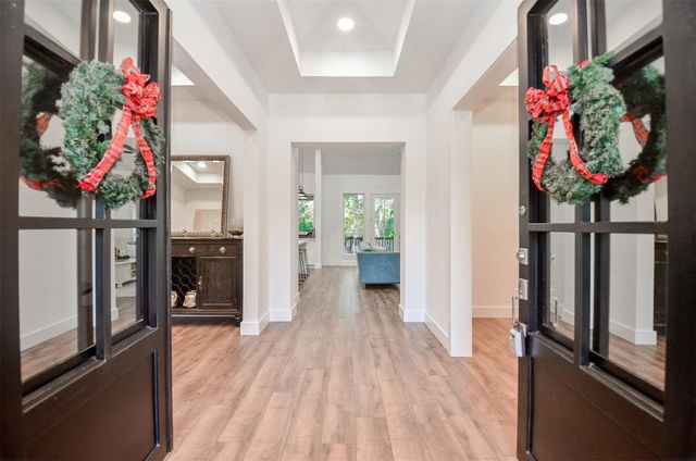 38372 S Bonnie Lake Drive, Hempstead, TX 77445