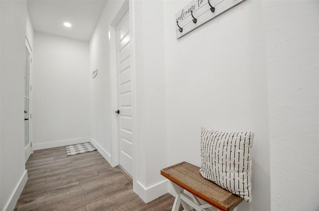 38372 S Bonnie Lake Drive, Hempstead, TX 77445