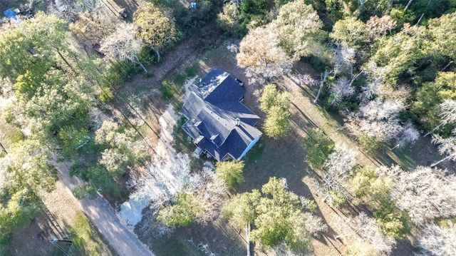 38372 S Bonnie Lake Drive, Hempstead, TX 77445