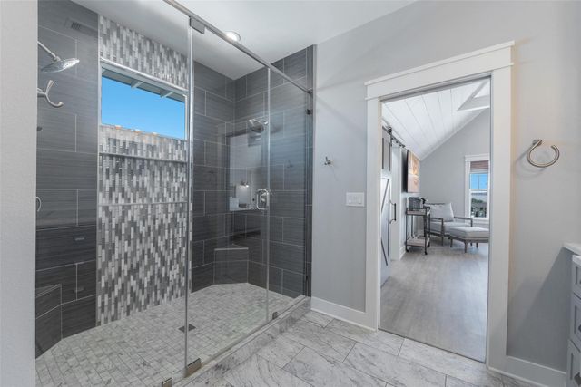 1534 Windsong Way, Tiki Island, TX 77554