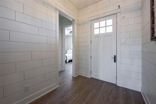 1534 Windsong Way, Tiki Island, TX 77554