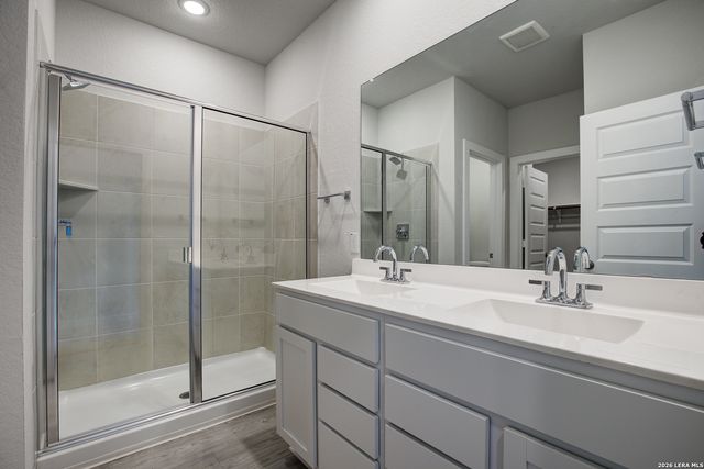 2346 Crisp Gln, San Antonio, TX 78224
