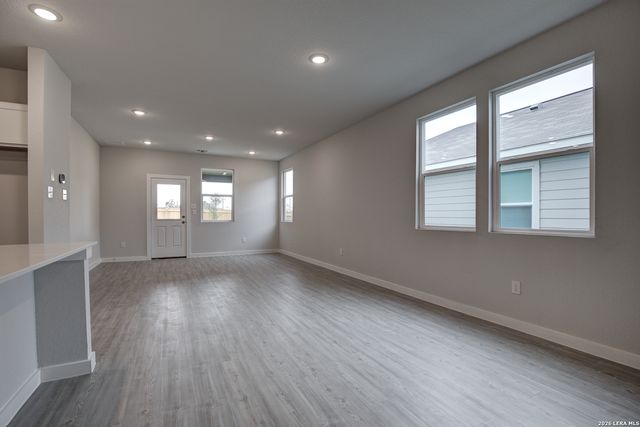2346 Crisp Gln, San Antonio, TX 78224
