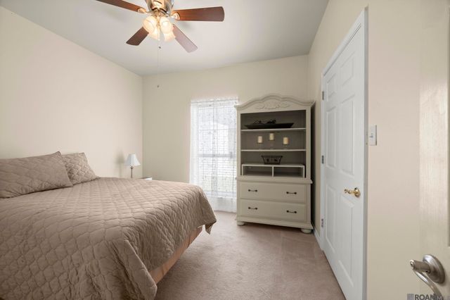 17204 Fountainbleau Dr, Prairieville, LA 70769