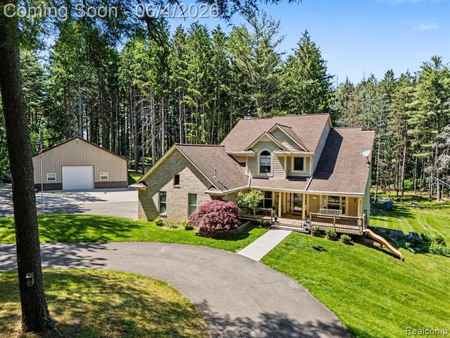9875 Buckhorn Lake Road, Holly, MI 48442