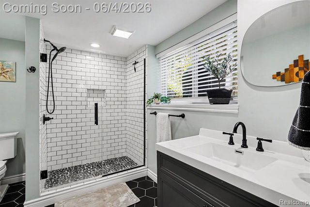 9875 Buckhorn Lake Road, Holly, MI 48442
