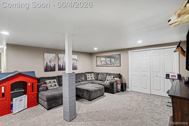 9875 Buckhorn Lake Road, Holly, MI 48442