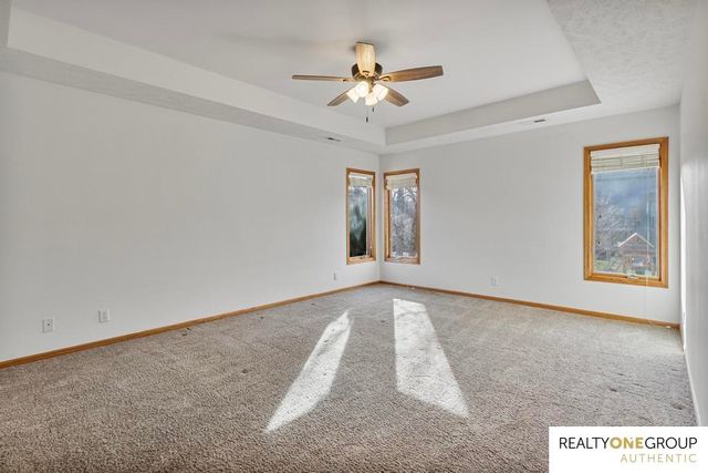 18705 Josephine Street, Omaha, NE 68136