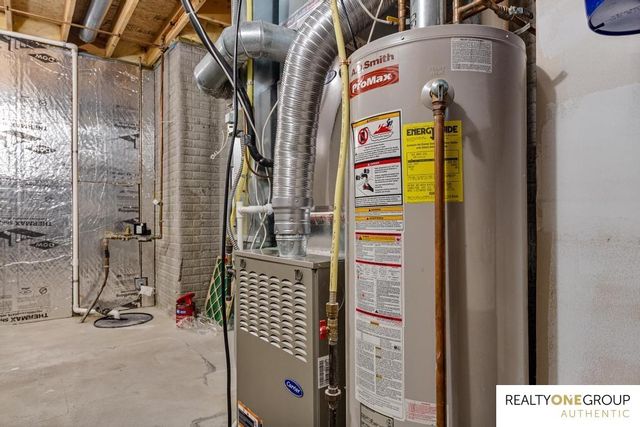 18705 Josephine Street, Omaha, NE 68136