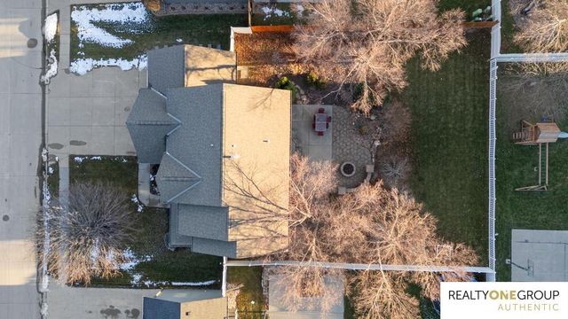 18705 Josephine Street, Omaha, NE 68136