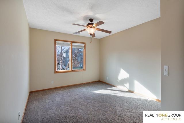 18705 Josephine Street, Omaha, NE 68136