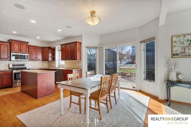 18705 Josephine Street, Omaha, NE 68136