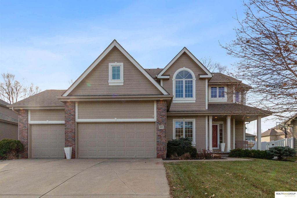 18705 Josephine Street, Omaha, NE 68136