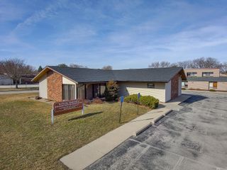 36 W Park Lane, Waterloo, IA 50701