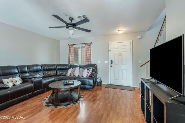 8408 N Placita De Los Laureles, Tucson, AZ 85742