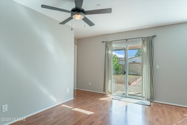 8408 N Placita De Los Laureles, Tucson, AZ 85742