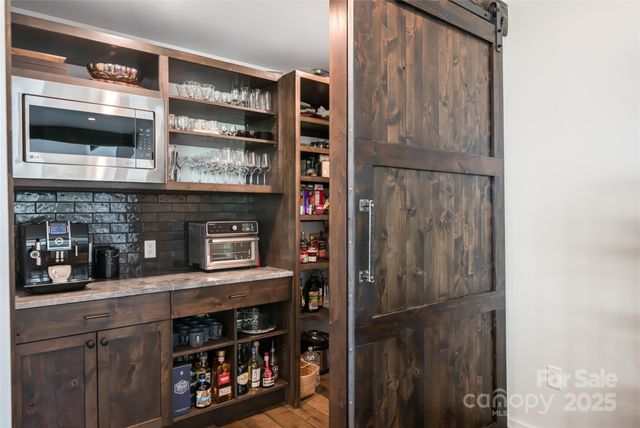 94 Laurel Ledge Way, Fletcher, NC 28732