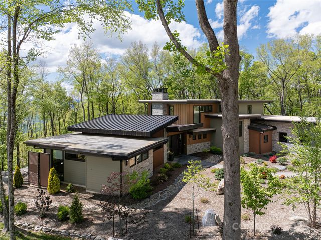 94 Laurel Ledge Way, Fletcher, NC 28732