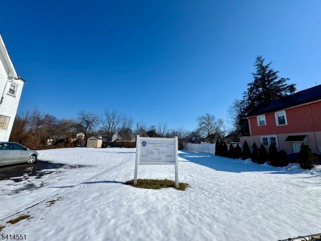 814 E 3Rd St, Plainfield City, NJ 07062