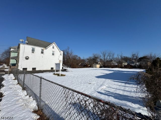 814 E 3Rd St, Plainfield City, NJ 07062