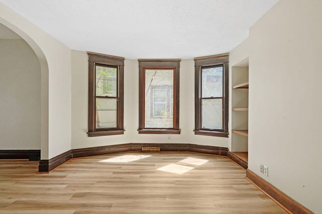 1325 Newton Avenue N, Minneapolis, MN 55411