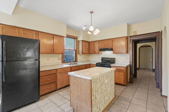 1325 Newton Avenue N, Minneapolis, MN 55411