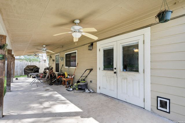 17007 VISTA BLF, San Antonio, TX 78247