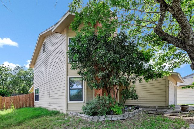 17007 VISTA BLF, San Antonio, TX 78247