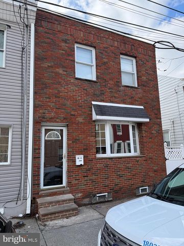 2722 ASH ST, Philadelphia, PA 19137