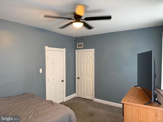 2722 ASH ST, Philadelphia, PA 19137