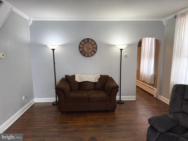 2722 ASH ST, Philadelphia, PA 19137