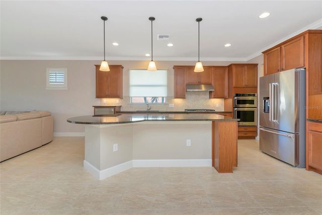 6944 GOSPORT COVE, Bradenton, FL 34202