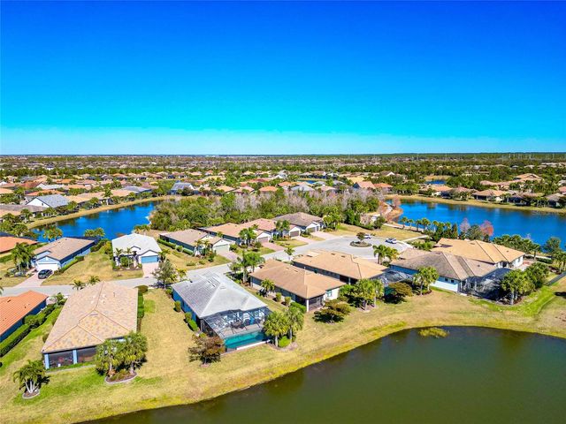 6944 GOSPORT COVE, Bradenton, FL 34202