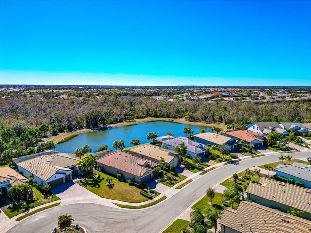 6944 GOSPORT COVE, Bradenton, FL 34202