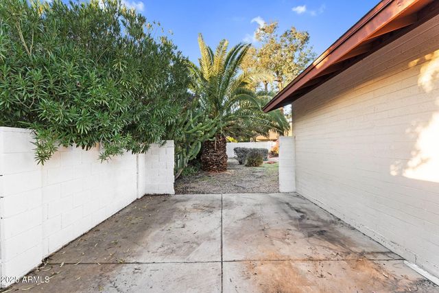 8944 E FRIESS Drive, Scottsdale, AZ 85260