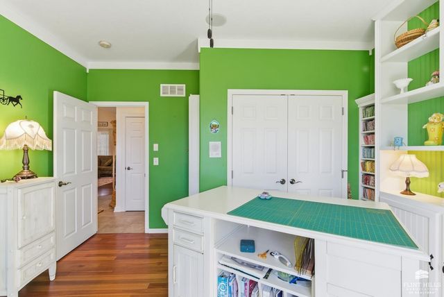 916 Overhill Road, Manhattan, KS 66503