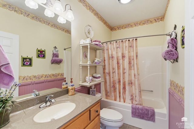 916 Overhill Road, Manhattan, KS 66503