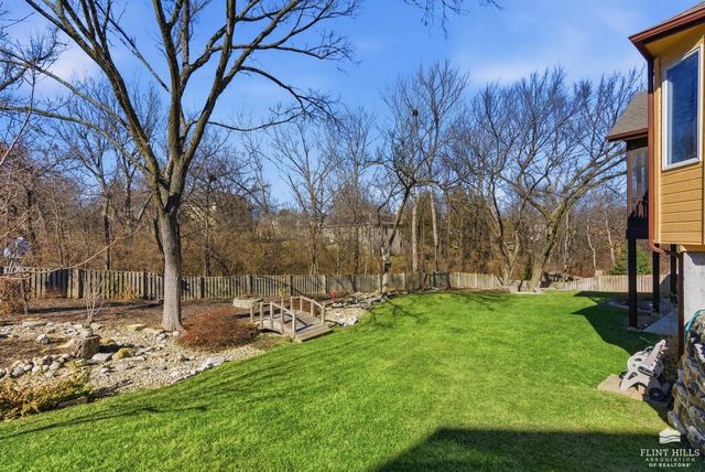 916 Overhill Road, Manhattan, KS 66503