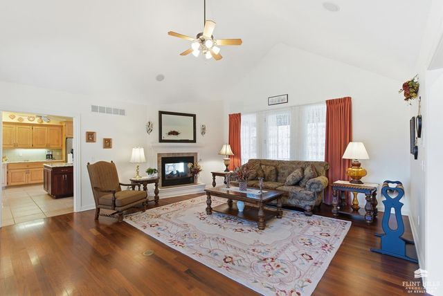 916 Overhill Road, Manhattan, KS 66503