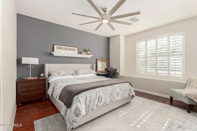 350 W VINEDO Lane, Tempe, AZ 85284