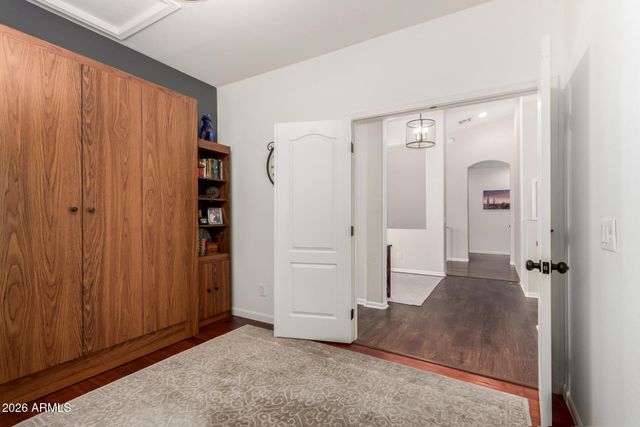 350 W VINEDO Lane, Tempe, AZ 85284