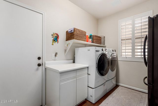 350 W VINEDO Lane, Tempe, AZ 85284