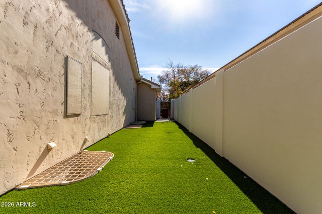 350 W VINEDO Lane, Tempe, AZ 85284