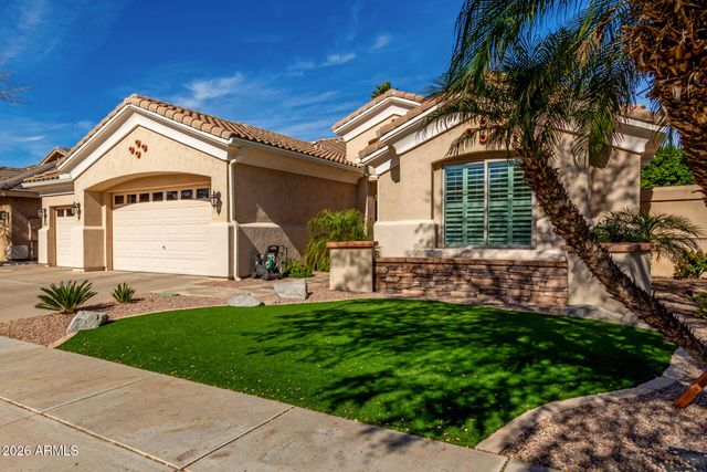 350 W VINEDO Lane, Tempe, AZ 85284