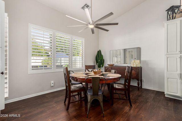 350 W VINEDO Lane, Tempe, AZ 85284