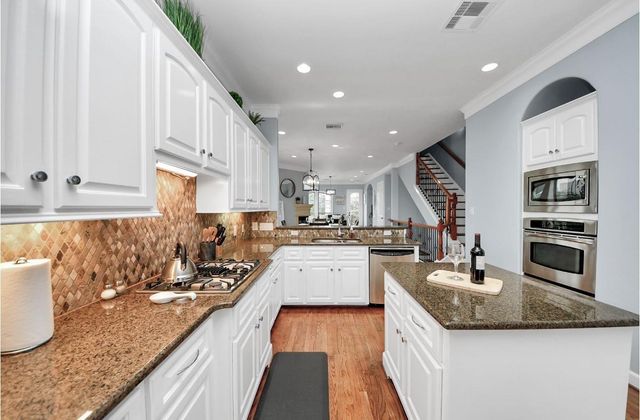 3303 Bingham Manor Lane, Houston, TX 77056