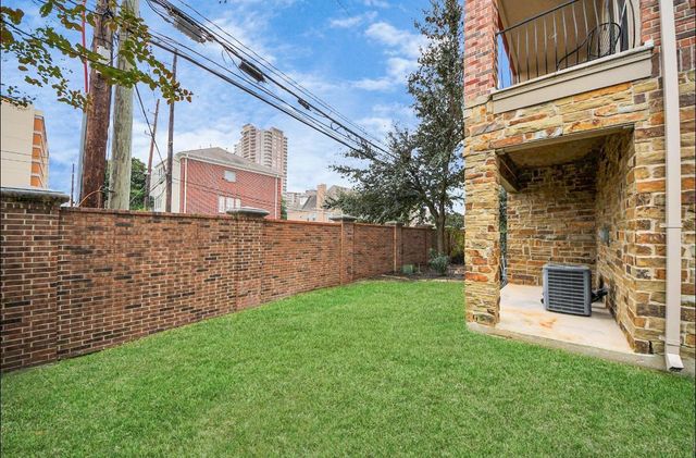 3303 Bingham Manor Lane, Houston, TX 77056