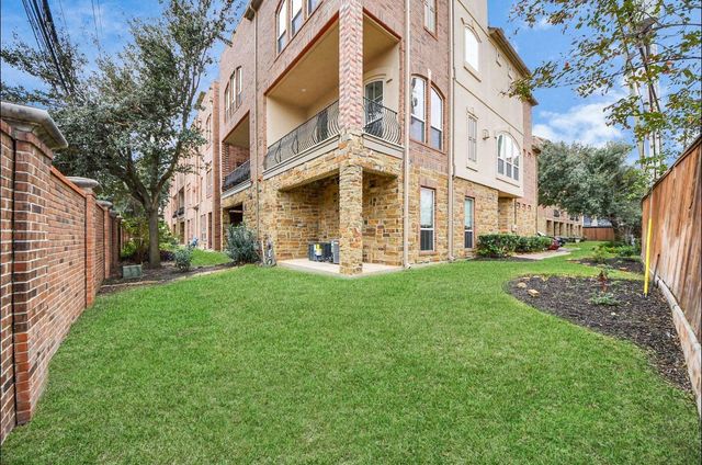 3303 Bingham Manor Lane, Houston, TX 77056