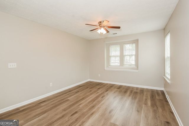 2040 Valley Creek Drive, Lithia Springs, GA 30122